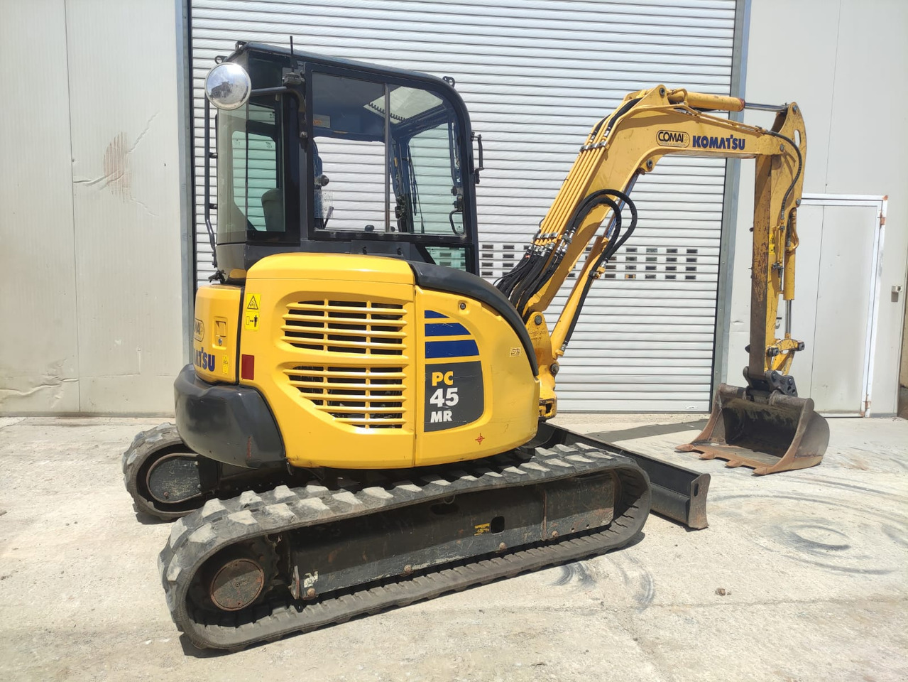 KOMATSU PC45MR-3 - Mini escavadeira: foto 4 KOMATSU PC45MR-3 - Mini escavadeira: foto 4