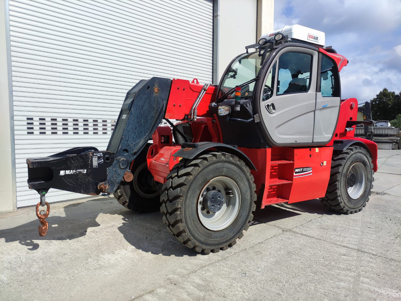 MANITOU MHT 10.130 - Empilhador telescópico: foto 1 MANITOU MHT 10.130 - Empilhador telescópico: foto 1