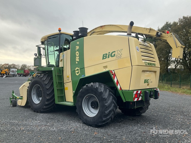 2011 Krone BIG X 700 4WD Forage Harvester - Picadora de forragem automotriz: foto 5 2011 Krone BIG X 700 4WD Forage Harvester - Picadora de forragem automotriz: foto 5