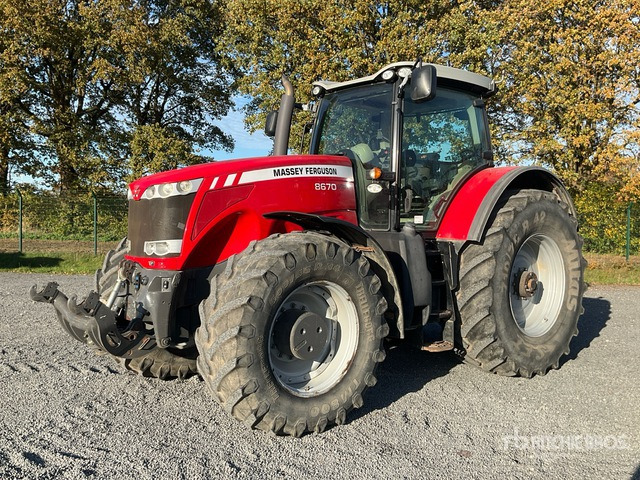 2011 Massey Ferguson 8670 Dyna-VT 4WD Tractor - Trator: foto 1 2011 Massey Ferguson 8670 Dyna-VT 4WD Tractor - Trator: foto 1