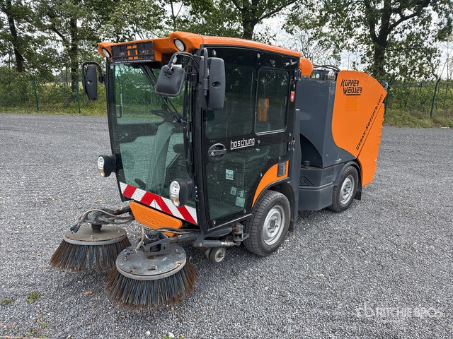 2016 Boschung S2 Urban Sweeper Truck - Varredora urbana: foto 1 2016 Boschung S2 Urban Sweeper Truck - Varredora urbana: foto 1