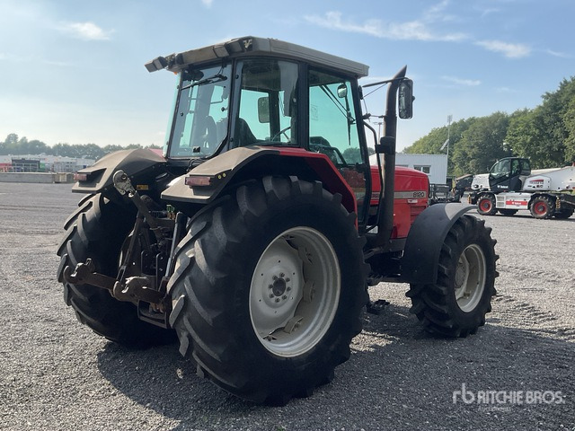Massey Ferguson 8120 4WD Tractor - Trator: foto 3 Massey Ferguson 8120 4WD Tractor - Trator: foto 3