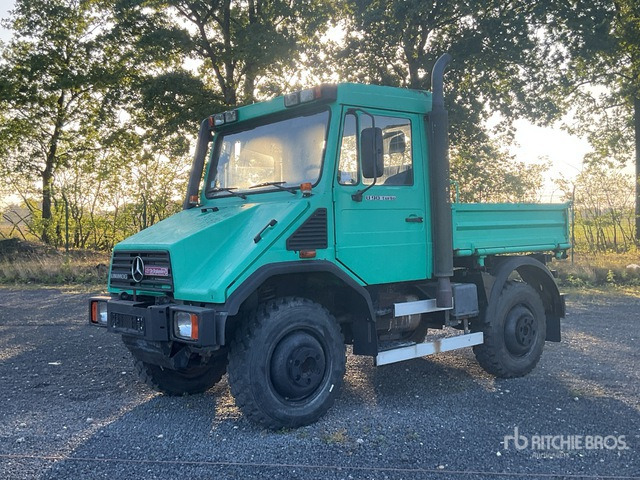 1998 Mercedes-Benz U90 4x4 Utility Truck - Veículo municipal/ Especial, Camião de caixa aberta/ Plataforma: foto 1 1998 Mercedes-Benz U90 4x4 Utility Truck - Veículo municipal/ Especial, Camião de caixa aberta/ Plataforma: foto 1