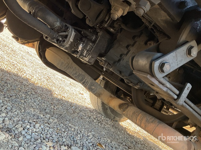 1999 Renault 250.18 1999 Palfinger PK12080 6360 kg ... Flatbed Truck with Crane - Camião de caixa aberta/ Plataforma, Camião grua: foto 5 1999 Renault 250.18 1999 Palfinger PK12080 6360 kg ... Flatbed Truck with Crane - Camião de caixa aberta/ Plataforma, Camião grua: foto 5