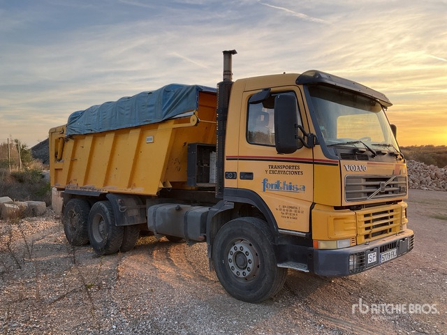 2002 Volvo FM12-380 6x4 T/A Dump Truck - Camião basculante: foto 4 2002 Volvo FM12-380 6x4 T/A Dump Truck - Camião basculante: foto 4