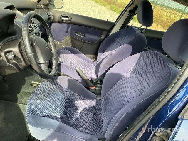 2005 Peugeot 206 Automobile - Automóvel: foto 5 2005 Peugeot 206 Automobile - Automóvel: foto 5