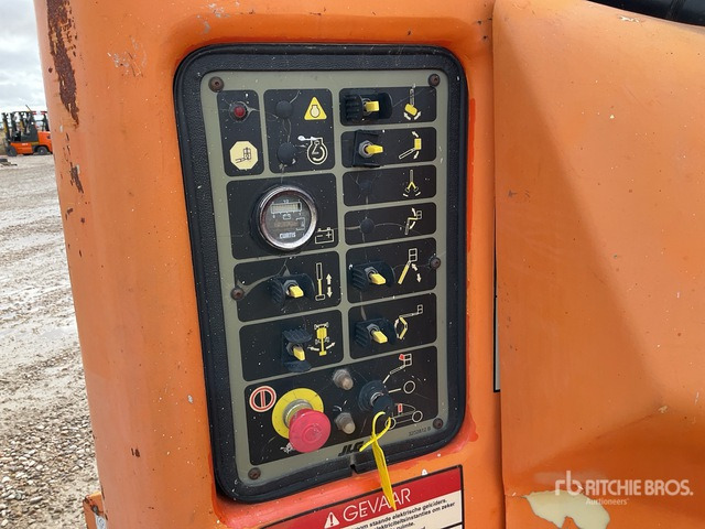 2006 JLG E400AN 2WD Electric Articulating Boom Lift - Plataforma articulada: foto 5 2006 JLG E400AN 2WD Electric Articulating Boom Lift - Plataforma articulada: foto 5
