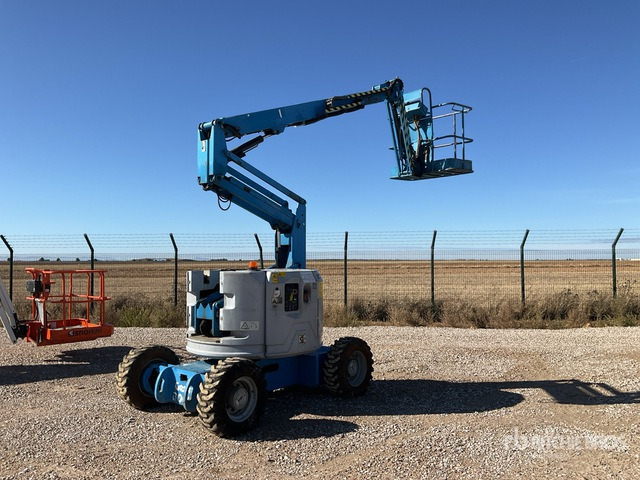 2007 Genie Z34/22 4WD Diesel Articulating Boom Lift - Plataforma articulada: foto 1 2007 Genie Z34/22 4WD Diesel Articulating Boom Lift - Plataforma articulada: foto 1