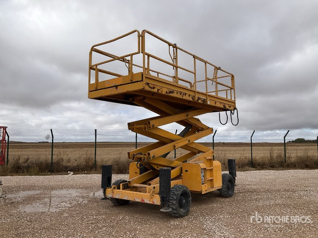 2007 Haulotte H12SXL 4x4 Diesel Scissor Lift - Plataforma de Tijera/ Plataforma de tesoura: foto 1 2007 Haulotte H12SXL 4x4 Diesel Scissor Lift - Plataforma de Tijera/ Plataforma de tesoura: foto 1