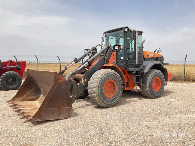 2011 Hitachi ZW180PL Wheel Loader - Pá carregadora de rodas: foto 1 2011 Hitachi ZW180PL Wheel Loader - Pá carregadora de rodas: foto 1