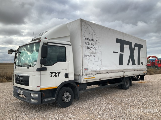 2012 M.A.N. TGL8.180 4x2 Curtain Side Truck - Camião de lona: foto 1 2012 M.A.N. TGL8.180 4x2 Curtain Side Truck - Camião de lona: foto 1