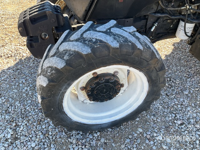 2014 New Holland T4.95F 4WD Tractor - Trator: foto 4 2014 New Holland T4.95F 4WD Tractor - Trator: foto 4