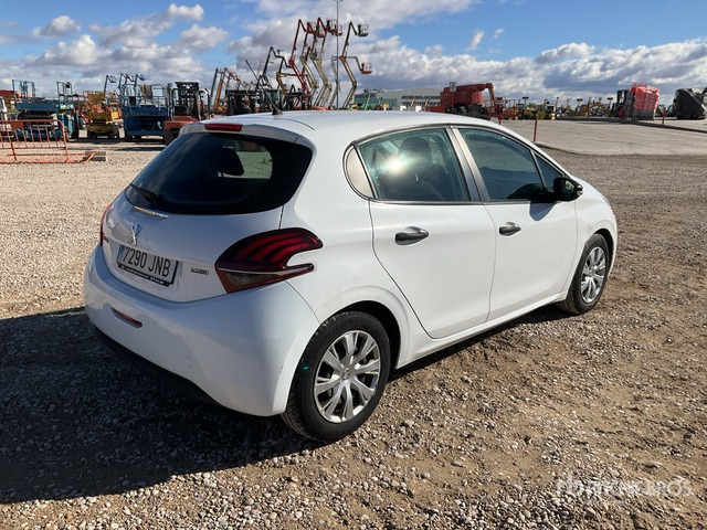 2016 Peugeot 208 Automobile - Automóvel: foto 3 2016 Peugeot 208 Automobile - Automóvel: foto 3