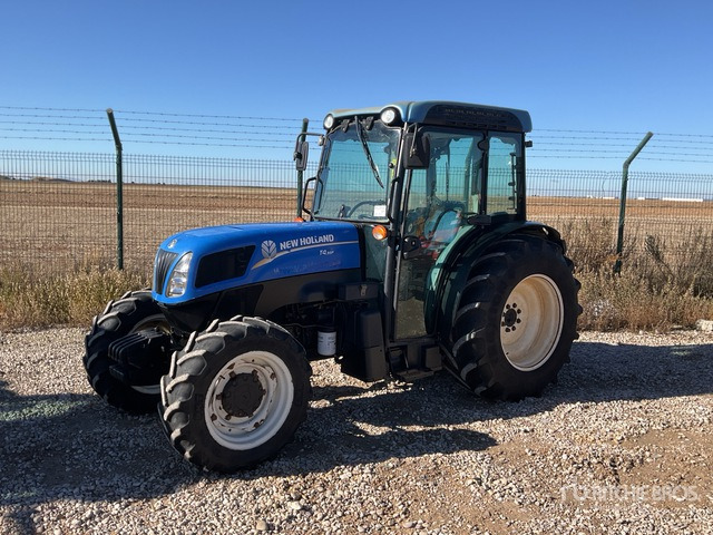 2017 New Holland T4.95F 4WD Tractor - Trator: foto 2 2017 New Holland T4.95F 4WD Tractor - Trator: foto 2
