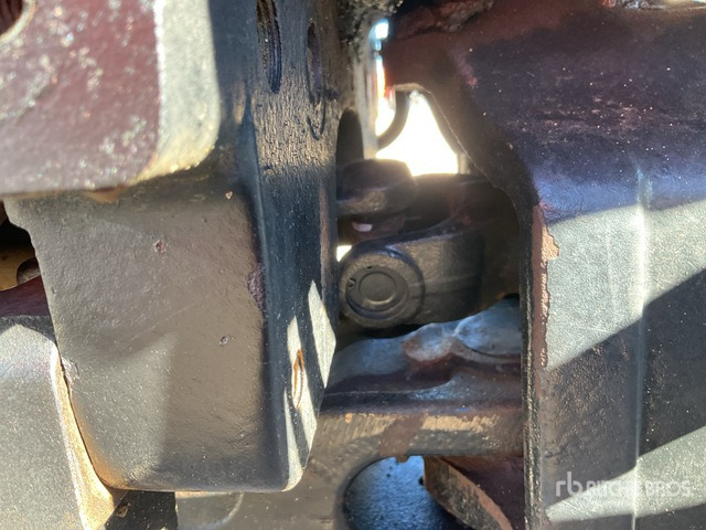 2017 New Holland T4.95F 4WD Tractor - Trator: foto 5 2017 New Holland T4.95F 4WD Tractor - Trator: foto 5