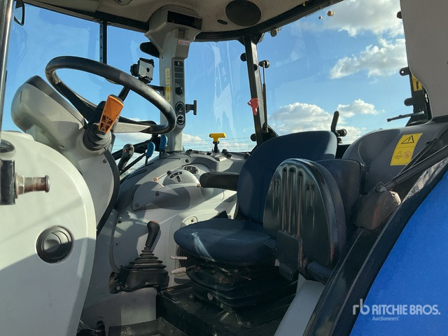 2017 New Holland T5.115 4WD Tractor - Trator: foto 4 2017 New Holland T5.115 4WD Tractor - Trator: foto 4