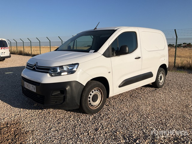 2021 Citroen Berlingo Cargo Van - Furgão compacto: foto 1 2021 Citroen Berlingo Cargo Van - Furgão compacto: foto 1
