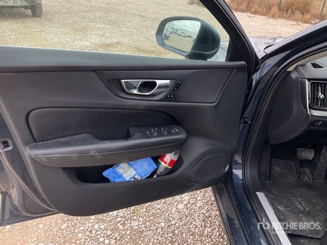 2021 Volvo V60 SUV - SUV: foto 4 2021 Volvo V60 SUV - SUV: foto 4