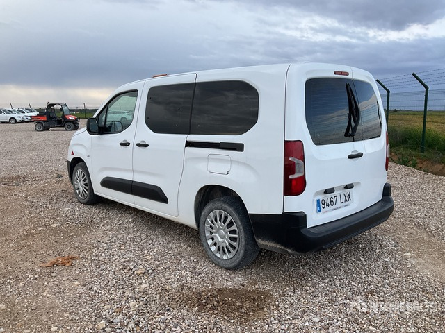 2022 Toyota Proace City Verso 5 Passenger Van - Minibus, Furgão de passageiros: foto 3 2022 Toyota Proace City Verso 5 Passenger Van - Minibus, Furgão de passageiros: foto 3