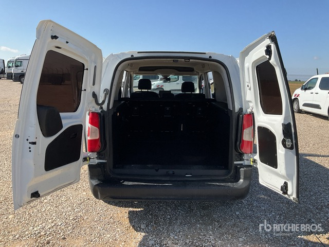 2022 Toyota Proace City Verso 5 Passenger Van - Minibus, Furgão de passageiros: foto 4 2022 Toyota Proace City Verso 5 Passenger Van - Minibus, Furgão de passageiros: foto 4