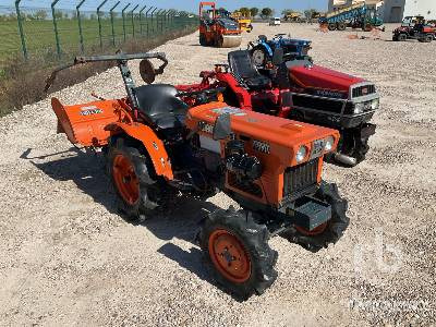 4WD Quantity of (2) - Trator: foto 4 4WD Quantity of (2) - Trator: foto 4