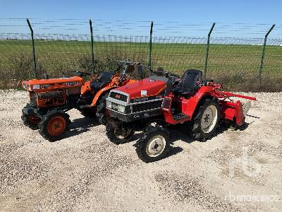 4WD Quantity of (2) - Trator: foto 1 4WD Quantity of (2) - Trator: foto 1