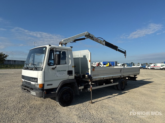 1996 DAF 150E2 PM 4622 2000 kg on 4x2 Flatbed Truck with Crane - Camião de caixa aberta/ Plataforma, Camião grua: foto 2 1996 DAF 150E2 PM 4622 2000 kg on 4x2 Flatbed Truck with Crane - Camião de caixa aberta/ Plataforma, Camião grua: foto 2