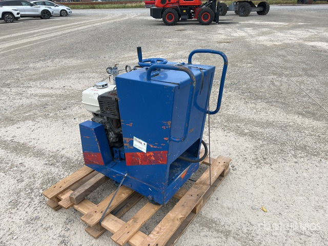 1997 Clipper CS1 Asphalt Cutter :Misc. Asphalt Equipment - Máquina de asfalto: foto 4 1997 Clipper CS1 Asphalt Cutter :Misc. Asphalt Equipment - Máquina de asfalto: foto 4