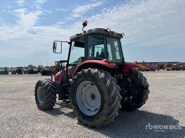 2004 Massey Ferguson 5445 4WD Tractor - Trator: foto 3 2004 Massey Ferguson 5445 4WD Tractor - Trator: foto 3