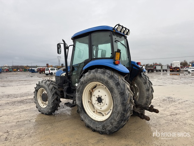 2004 New Holland TD90D 4WD Tractor - Trator: foto 2 2004 New Holland TD90D 4WD Tractor - Trator: foto 2