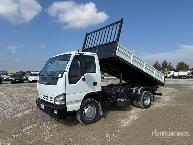 2006 Isuzu NQR 75 4x2 Dump Truck: Light Duty - Camião basculante: foto 1 2006 Isuzu NQR 75 4x2 Dump Truck: Light Duty - Camião basculante: foto 1