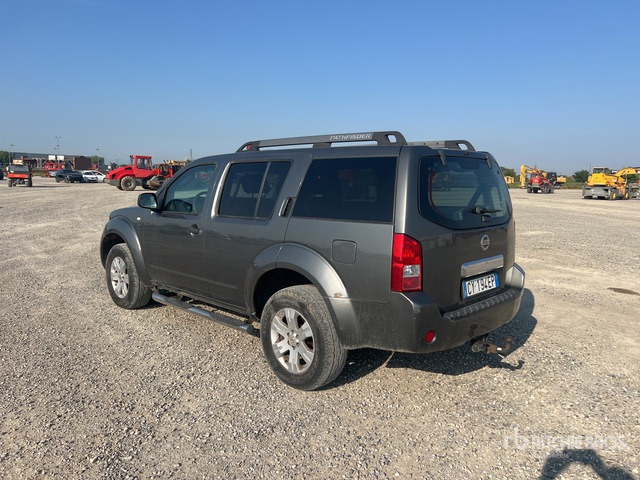 2006 Nissan Pathfinder SUV - SUV: foto 4 2006 Nissan Pathfinder SUV - SUV: foto 4