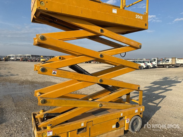 2007 Haulotte Compact 10N Electric Scissor Lift - Plataforma de Tijera/ Plataforma de tesoura: foto 4 2007 Haulotte Compact 10N Electric Scissor Lift - Plataforma de Tijera/ Plataforma de tesoura: foto 4