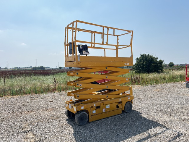 2007 Haulotte Compact 10N Electric Scissor Lift - Plataforma de Tijera/ Plataforma de tesoura: foto 2 2007 Haulotte Compact 10N Electric Scissor Lift - Plataforma de Tijera/ Plataforma de tesoura: foto 2