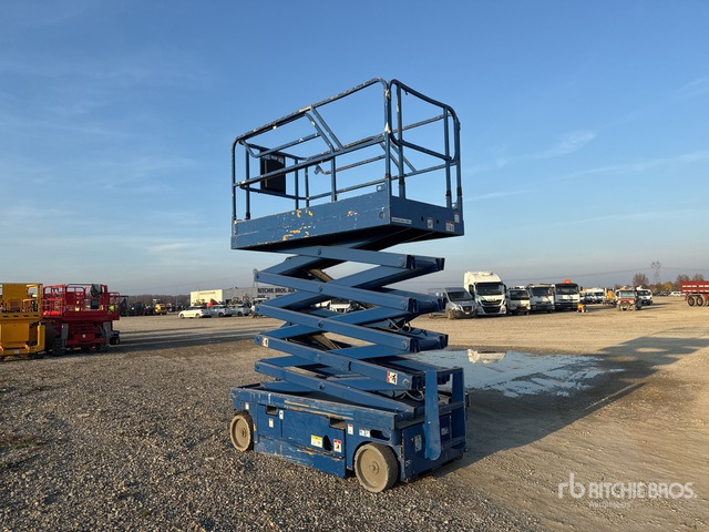2008 Haulotte Compact12 Electric Scissor Lift - Plataforma de Tijera/ Plataforma de tesoura: foto 3 2008 Haulotte Compact12 Electric Scissor Lift - Plataforma de Tijera/ Plataforma de tesoura: foto 3