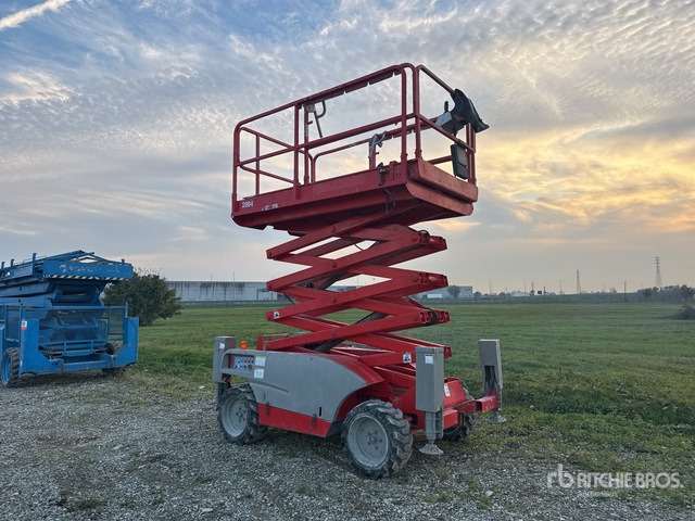 2008 Haulotte Compact12DX Diesel Scissor Lift - Plataforma de Tijera/ Plataforma de tesoura: foto 1 2008 Haulotte Compact12DX Diesel Scissor Lift - Plataforma de Tijera/ Plataforma de tesoura: foto 1