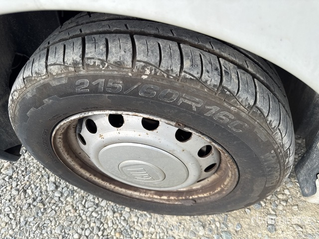 2009 Fiat Scudo Autocarro furgonato - Furgão compacto: foto 5 2009 Fiat Scudo Autocarro furgonato - Furgão compacto: foto 5