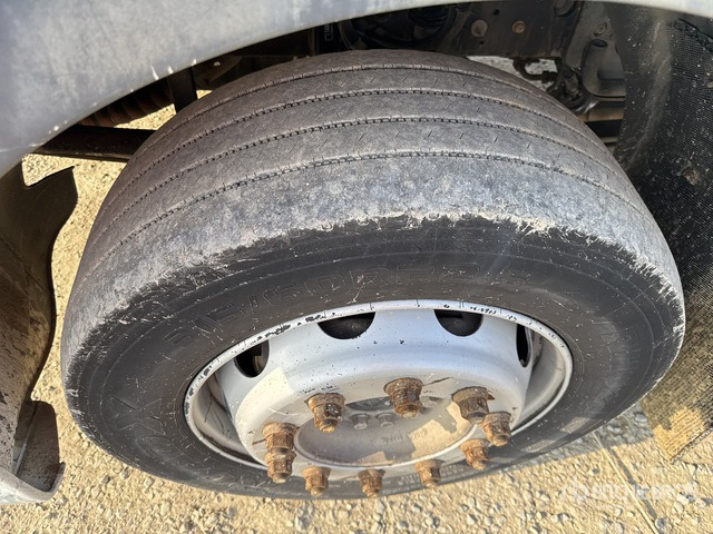 2010 Volvo FL290 4x2 Curtain Side Truck - Camião de lona: foto 5 2010 Volvo FL290 4x2 Curtain Side Truck - Camião de lona: foto 5