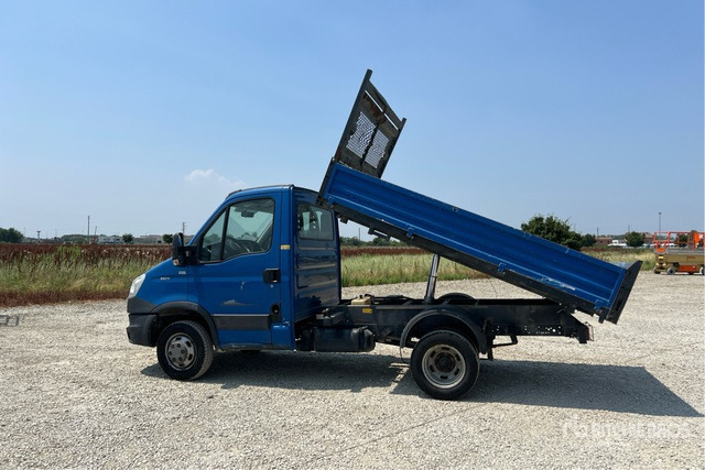 2014 Iveco Daily 35C11 Dump Truck: Light Duty - Carrinha basculante: foto 1 2014 Iveco Daily 35C11 Dump Truck: Light Duty - Carrinha basculante: foto 1