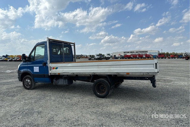 2015 Iveco Daily 35C11 Autocarro cassone fisso - Carrinha de caixa aberta: foto 2 2015 Iveco Daily 35C11 Autocarro cassone fisso - Carrinha de caixa aberta: foto 2