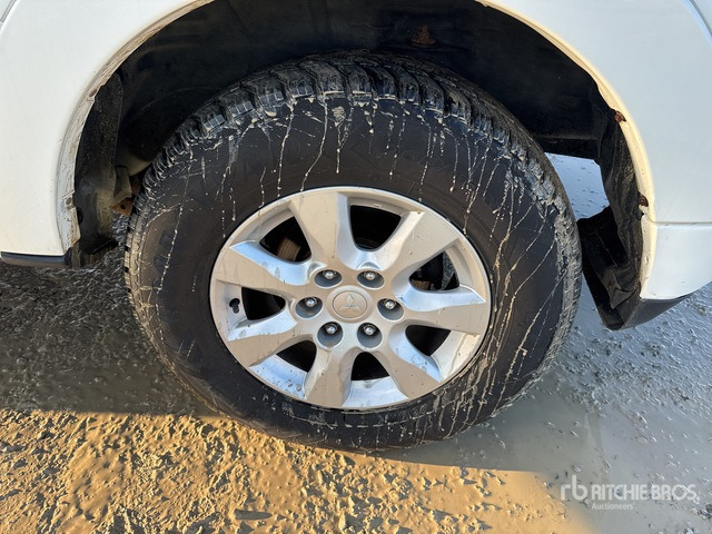 2016 Mitsubishi Pajero 3.2 SWB 4WD SUV - SUV: foto 4 2016 Mitsubishi Pajero 3.2 SWB 4WD SUV - SUV: foto 4