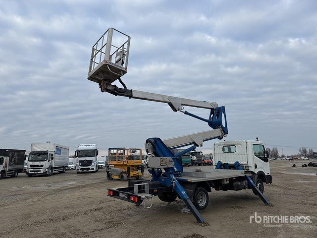 2017 Nissan Cabstar 35.13 2017 Multitel HX195 19 m on Bucket Truck - Caminhão com plataforma aérea: foto 3 2017 Nissan Cabstar 35.13 2017 Multitel HX195 19 m on Bucket Truck - Caminhão com plataforma aérea: foto 3