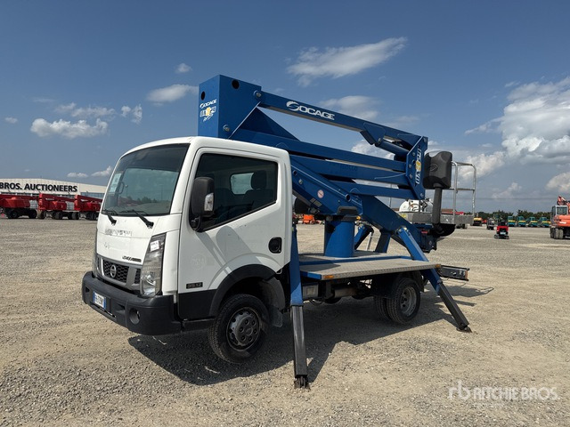 2017 Nissan Cabstar Cabstar 35.12 2017 Socage DA 324 24 m on Bucket Truck - Caminhão com plataforma aérea: foto 2 2017 Nissan Cabstar Cabstar 35.12 2017 Socage DA 324 24 m on Bucket Truck - Caminhão com plataforma aérea: foto 2