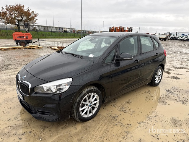 2020 BMW Serie 216D BUSINESS AUTO Automobile - Automóvel: foto 1 2020 BMW Serie 216D BUSINESS AUTO Automobile - Automóvel: foto 1