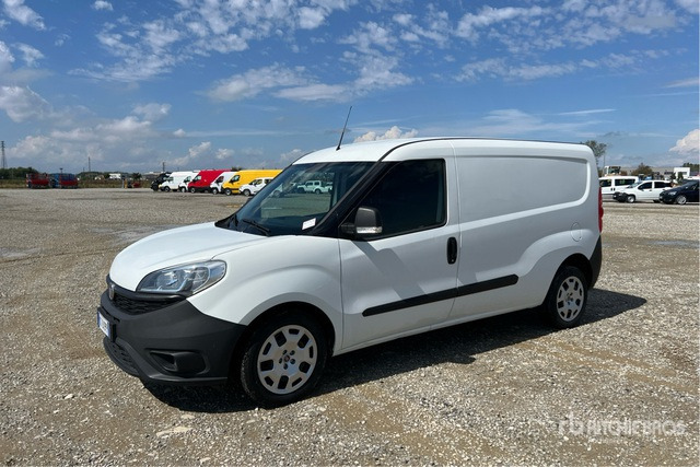 2020 Fiat Doblo CARGO MAXI 1.6 MJET 120CV LOUNGE Van Truck - Furgão compacto: foto 3 2020 Fiat Doblo CARGO MAXI 1.6 MJET 120CV LOUNGE Van Truck - Furgão compacto: foto 3