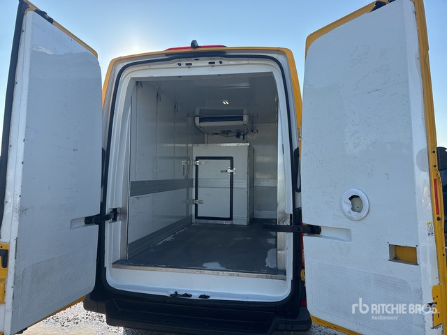 2020 Volkswagen E-Crafter electric 100kW 1-speed automati ... Refrigerated Truck - Camião frigorífico: foto 5 2020 Volkswagen E-Crafter electric 100kW 1-speed automati ... Refrigerated Truck - Camião frigorífico: foto 5