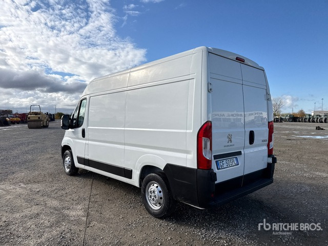 2021 Peugeot Boxer 333 L2H2 2.0 BLUEHDI 140CV Van Truck - Camião furgão: foto 3 2021 Peugeot Boxer 333 L2H2 2.0 BLUEHDI 140CV Van Truck - Camião furgão: foto 3