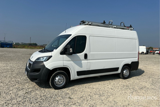 2021 Peugeot Boxer 333 L2H2 2.2 BLUEHDI 140CV S&S Van Truck - Furgão: foto 1 2021 Peugeot Boxer 333 L2H2 2.2 BLUEHDI 140CV S&S Van Truck - Furgão: foto 1
