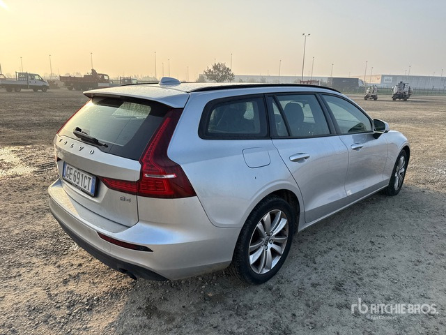2021 Volvo V60 SW B4 D AUTOM. MOMENTUM BUSINESS Station Wagon - Carrinha: foto 4 2021 Volvo V60 SW B4 D AUTOM. MOMENTUM BUSINESS Station Wagon - Carrinha: foto 4