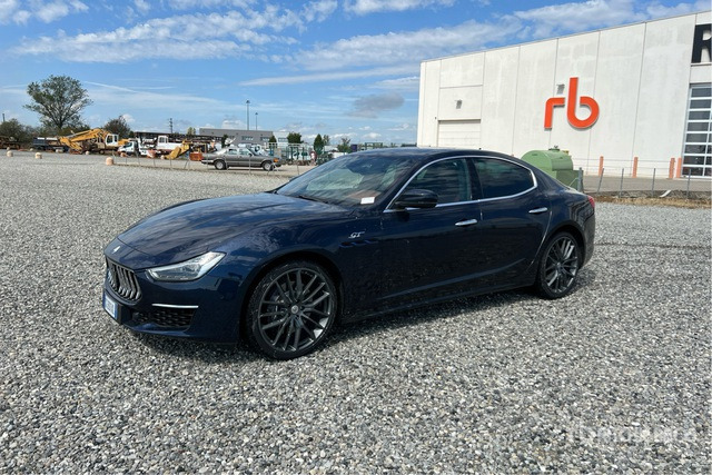 2022 Maserati Ghibli 2.0 330CV 48V MHEV GT AUTO Automobile - Automóvel: foto 3 2022 Maserati Ghibli 2.0 330CV 48V MHEV GT AUTO Automobile - Automóvel: foto 3